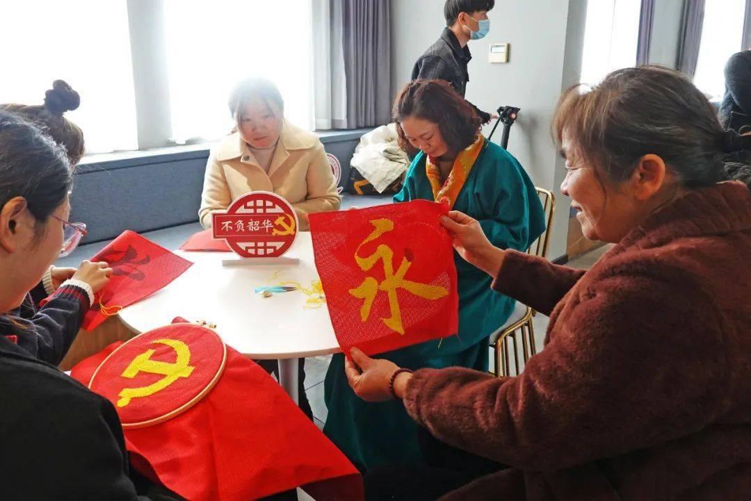 飞天吧小猪佩奇